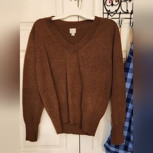 Simple lightweight brown sweater